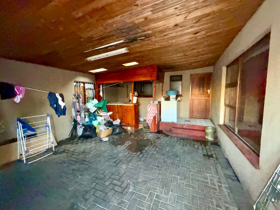 5 Bedroom Property for Sale in Vasco Estate Western Cape